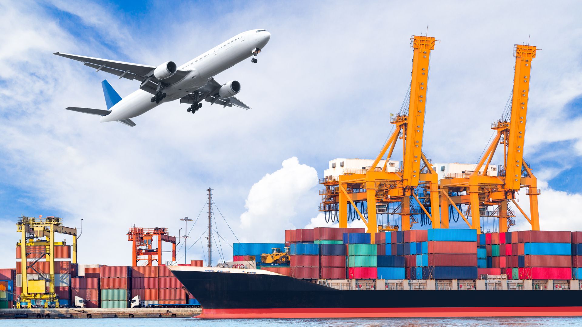 Choose Your Shipping Method: Sea Freight vs Air Freight