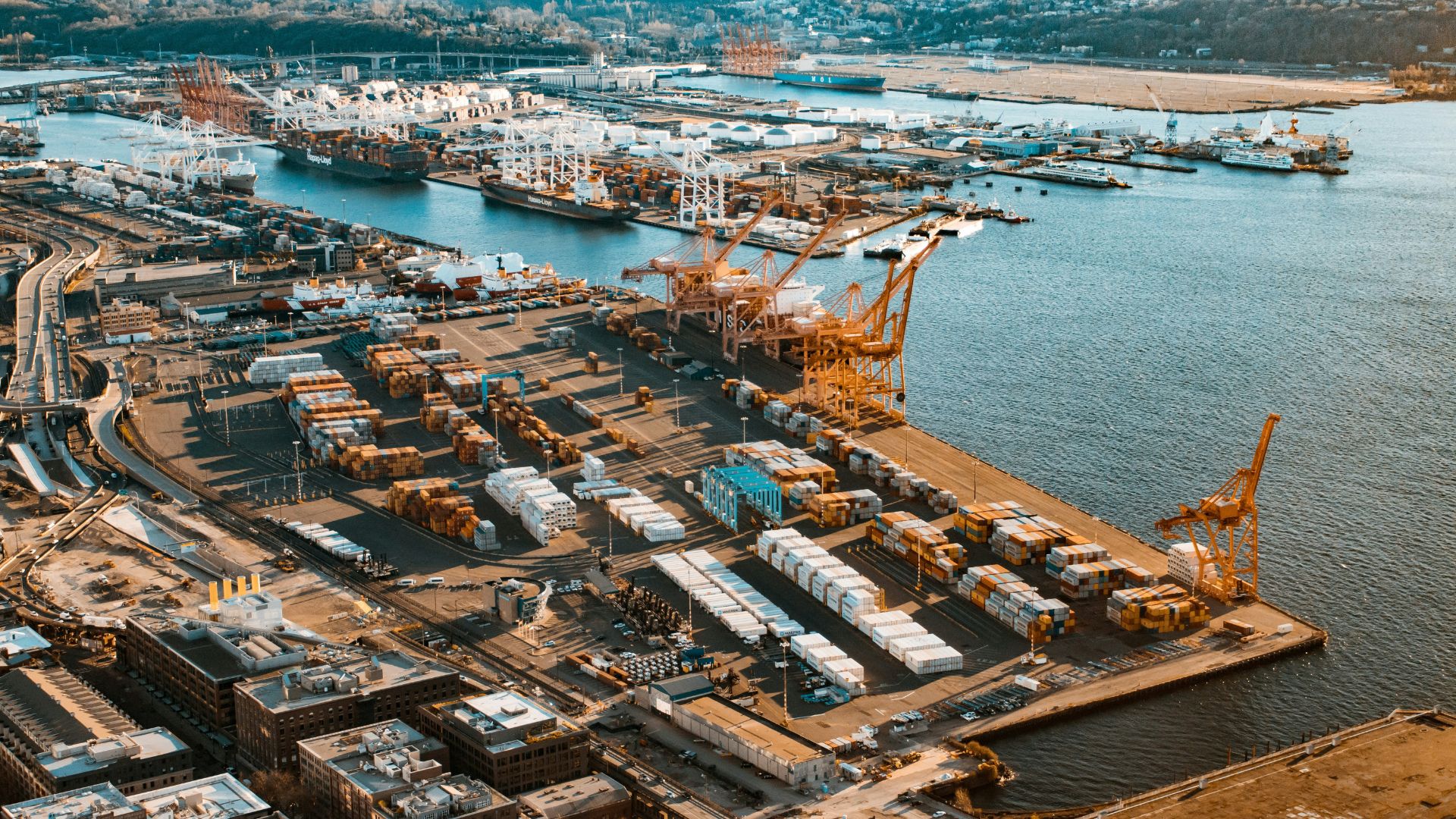 China vs Vietnam Sourcing and Supply Chain Comparison